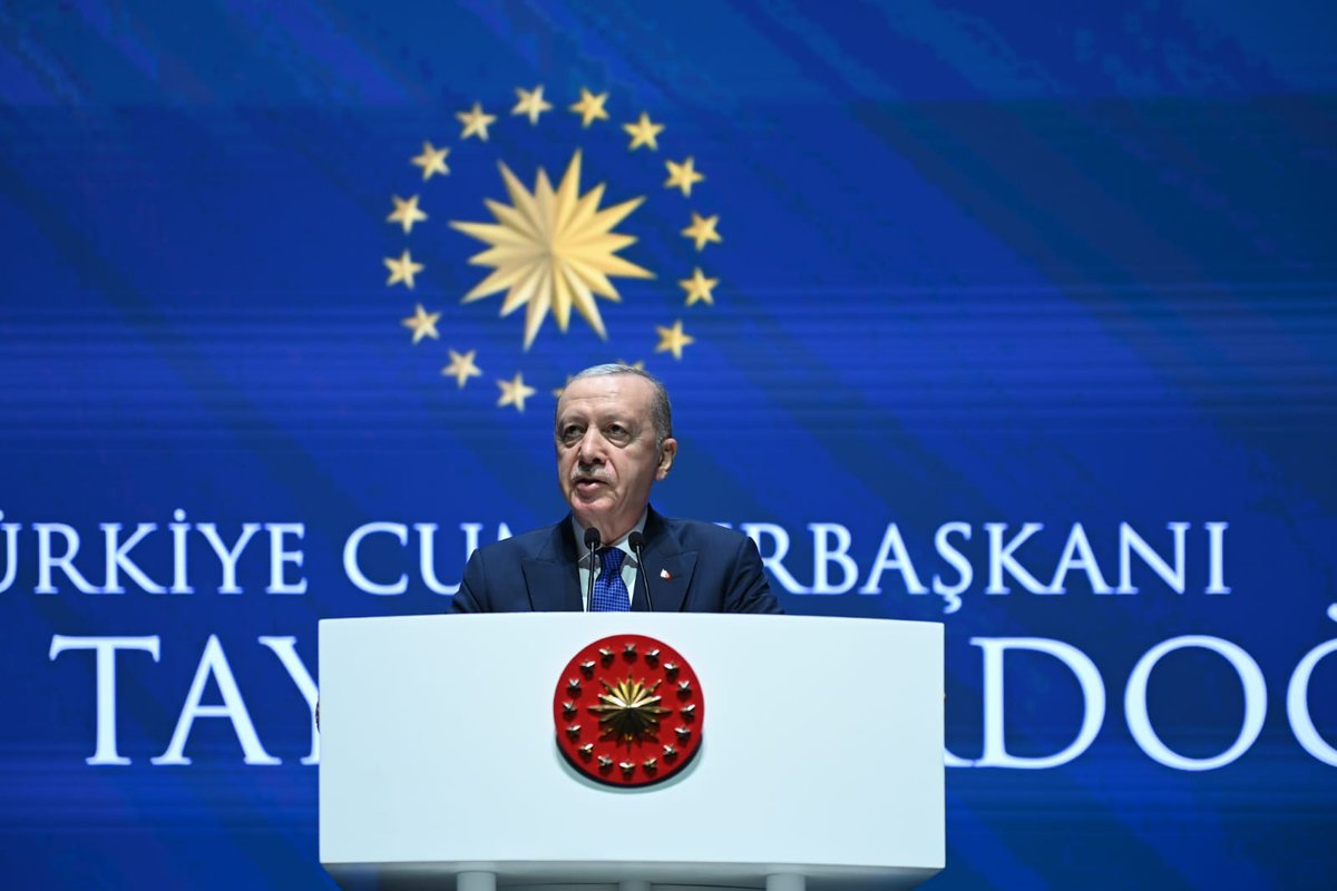 Kültür ve Turizm Bakanı Ersoy, 