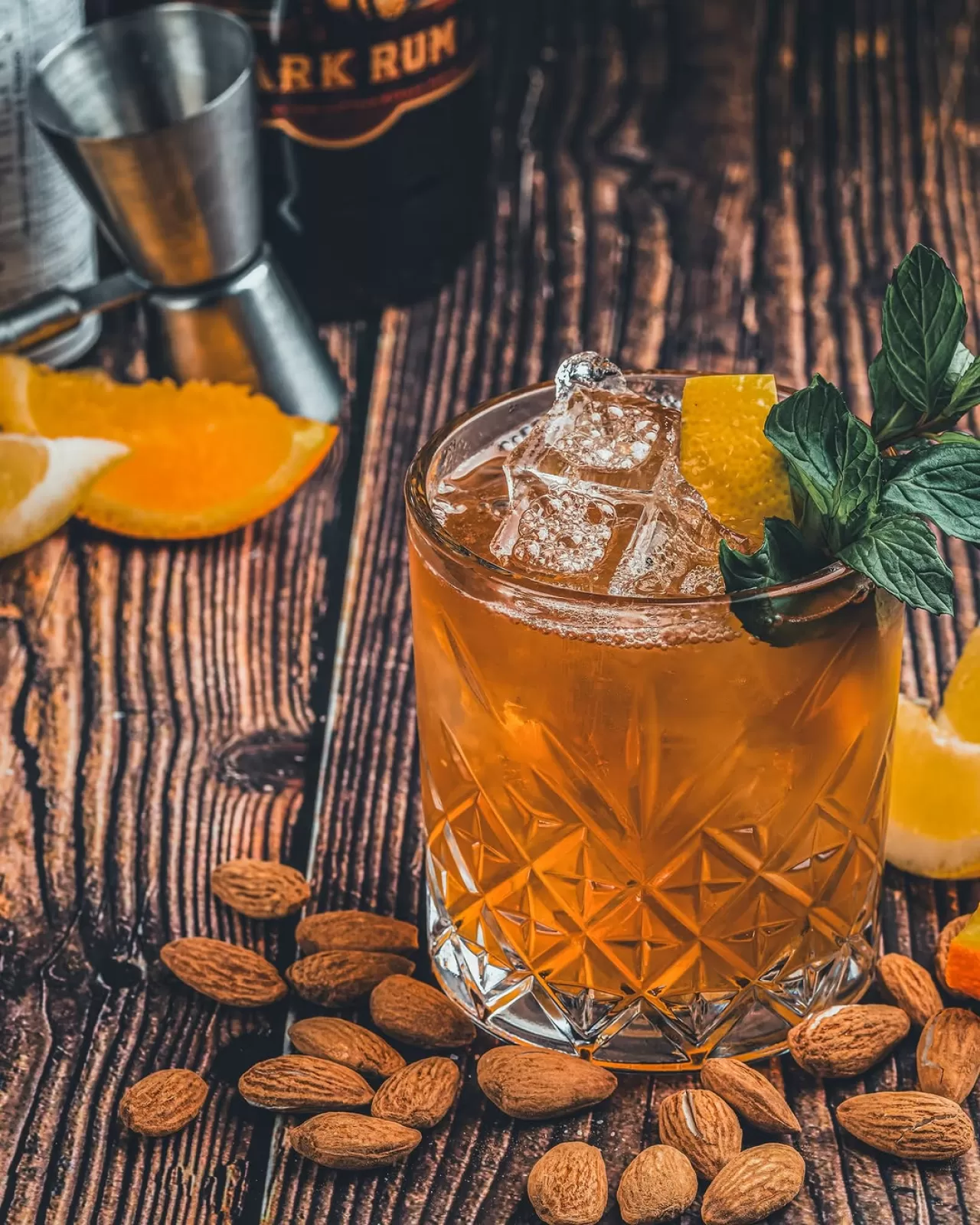 Barut Lara Collection'a Özel Ole Budrus Kokteylleri