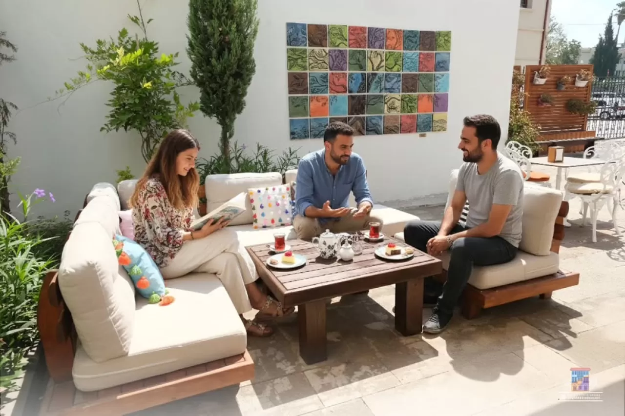 Adana Taşköprü Konukevi, Tarihi Dokuda Misafirlerini Ağırlıyor