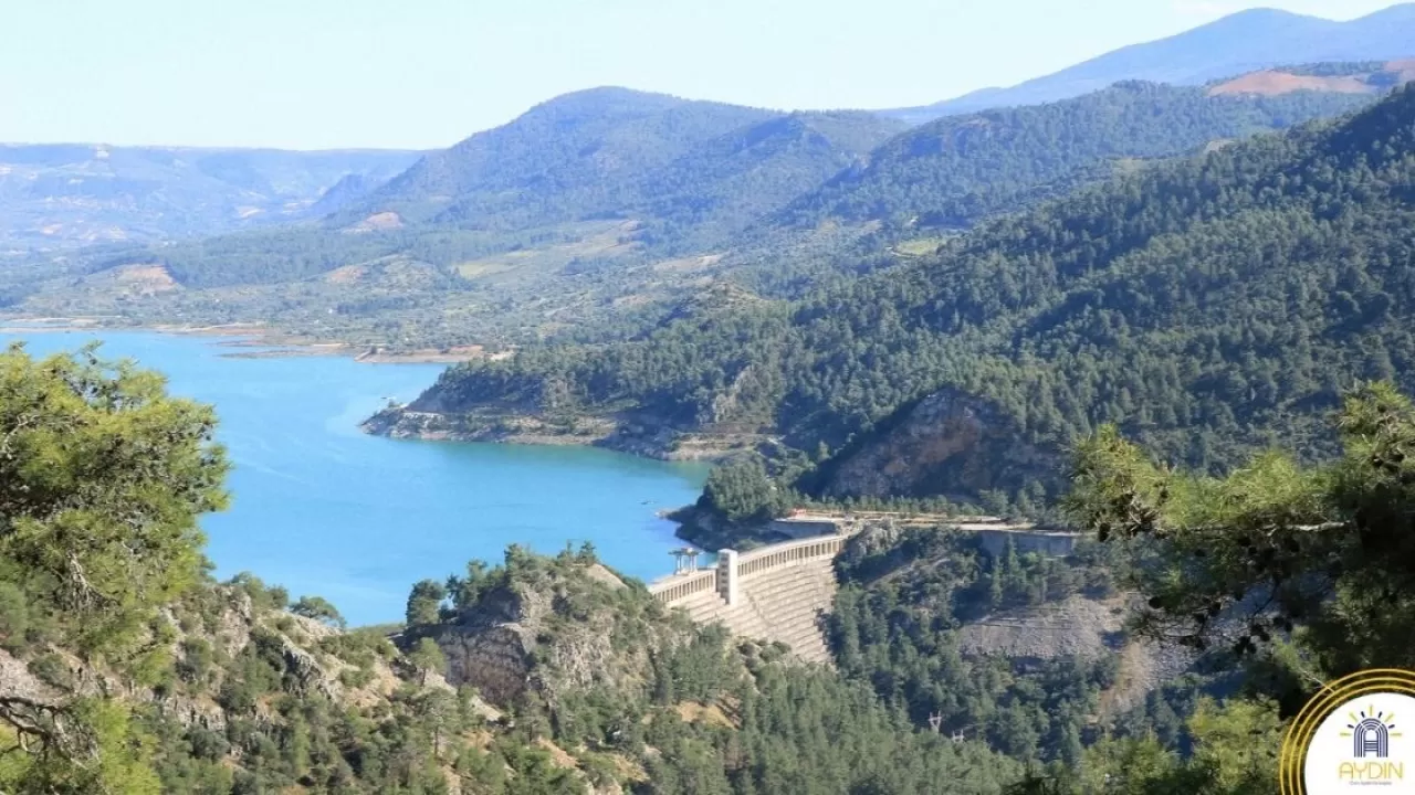 Aydın'da Su Seviyesinin Düşmesiyle Ortaya Çıkan Mağaralar Görücüye Çıktı
