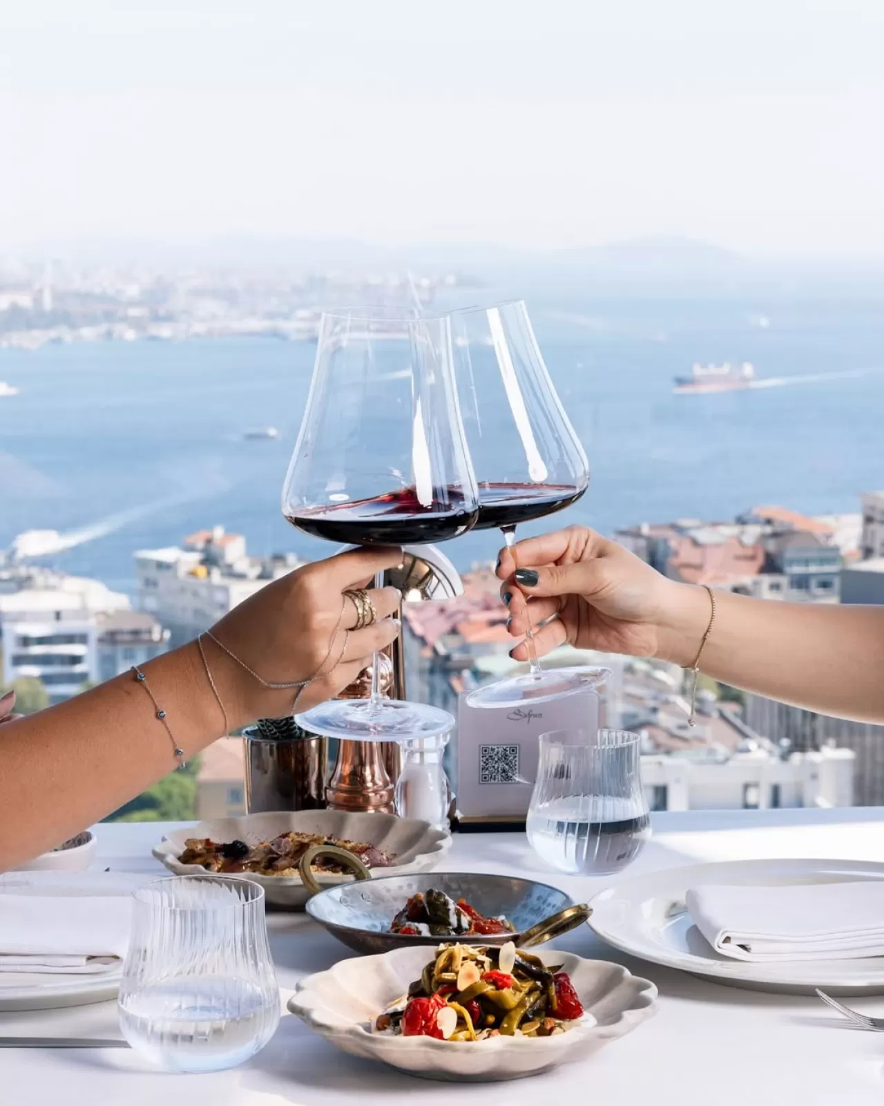 InterContinental İstanbul'un Lüküs Restoranı Safran'dan Davet