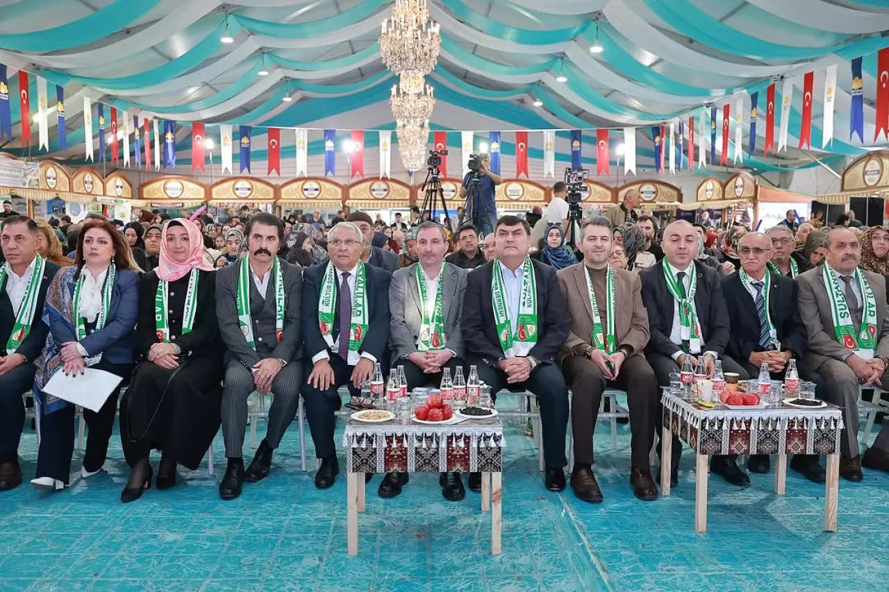 Sultanbeyli'de Memleket Günleri Buluşması: Amasya, Niğde ve Nevşehir Tanıtıldı