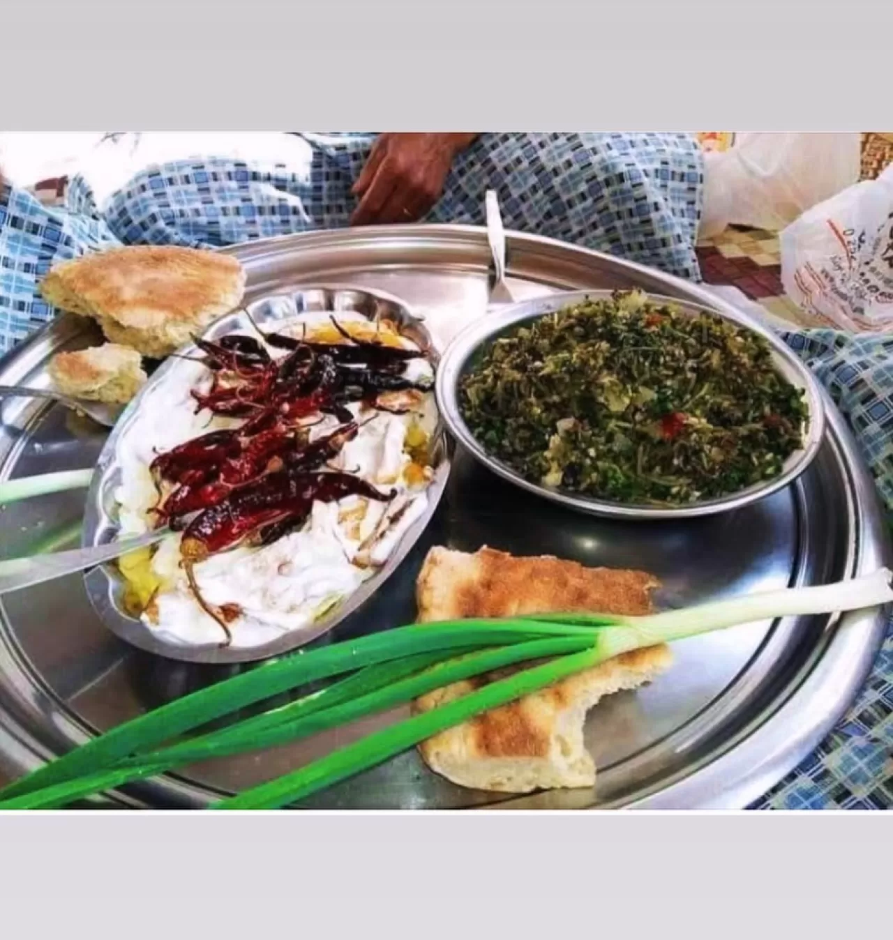 Ege Mutfağının Vazgeçilmez İkilisi: Ocak Kızartması ve Ot Kavurması