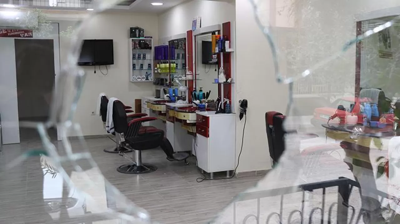 Eyüp'teki Üç Nesillik Berber Dükkanının Peşinde: Bir Sokak Hikayesi