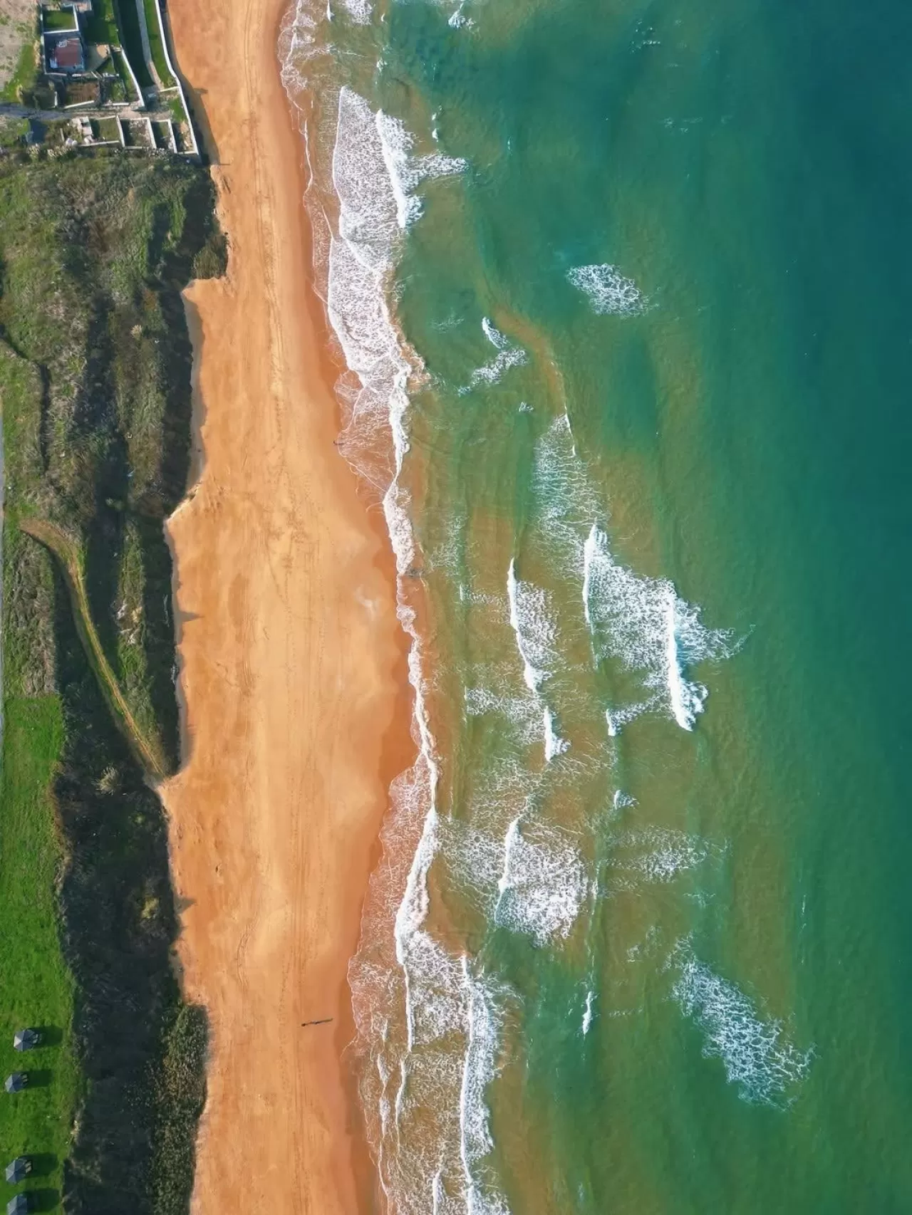 Kilyos Sahili, İstanbul'un Siluetine Karşı Doğal Bir Cazibe Merkezi Olarak Öne Çıkıyor