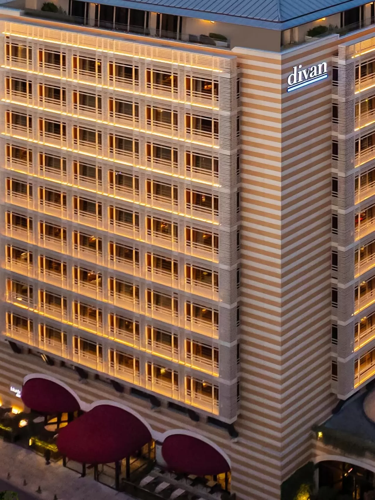 Divan İstanbul, 1956'dan Beri Şehrin Simgesi Olmaya Devam Ediyor