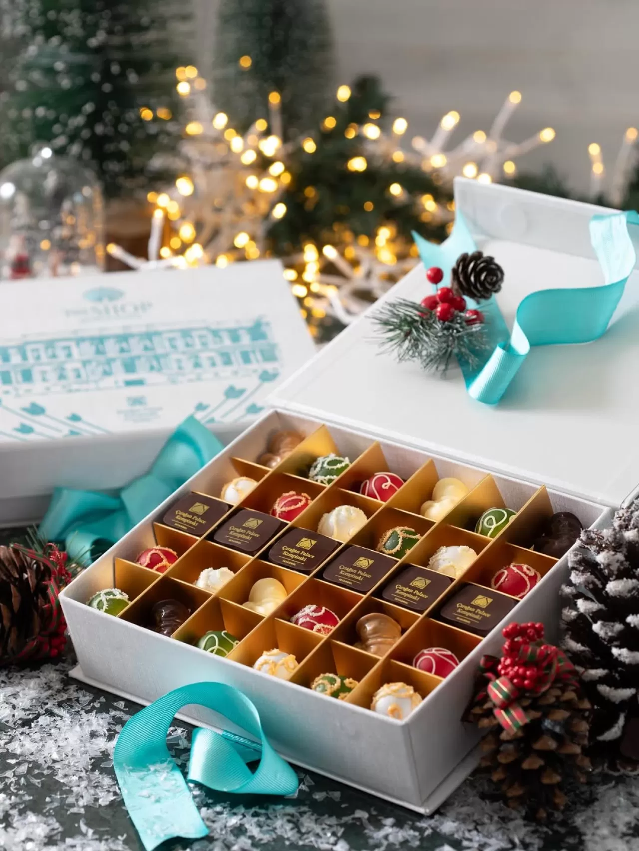 Çırağan Sarayı'nda Yeni Yıl Alışverişi Dönemi Başladı