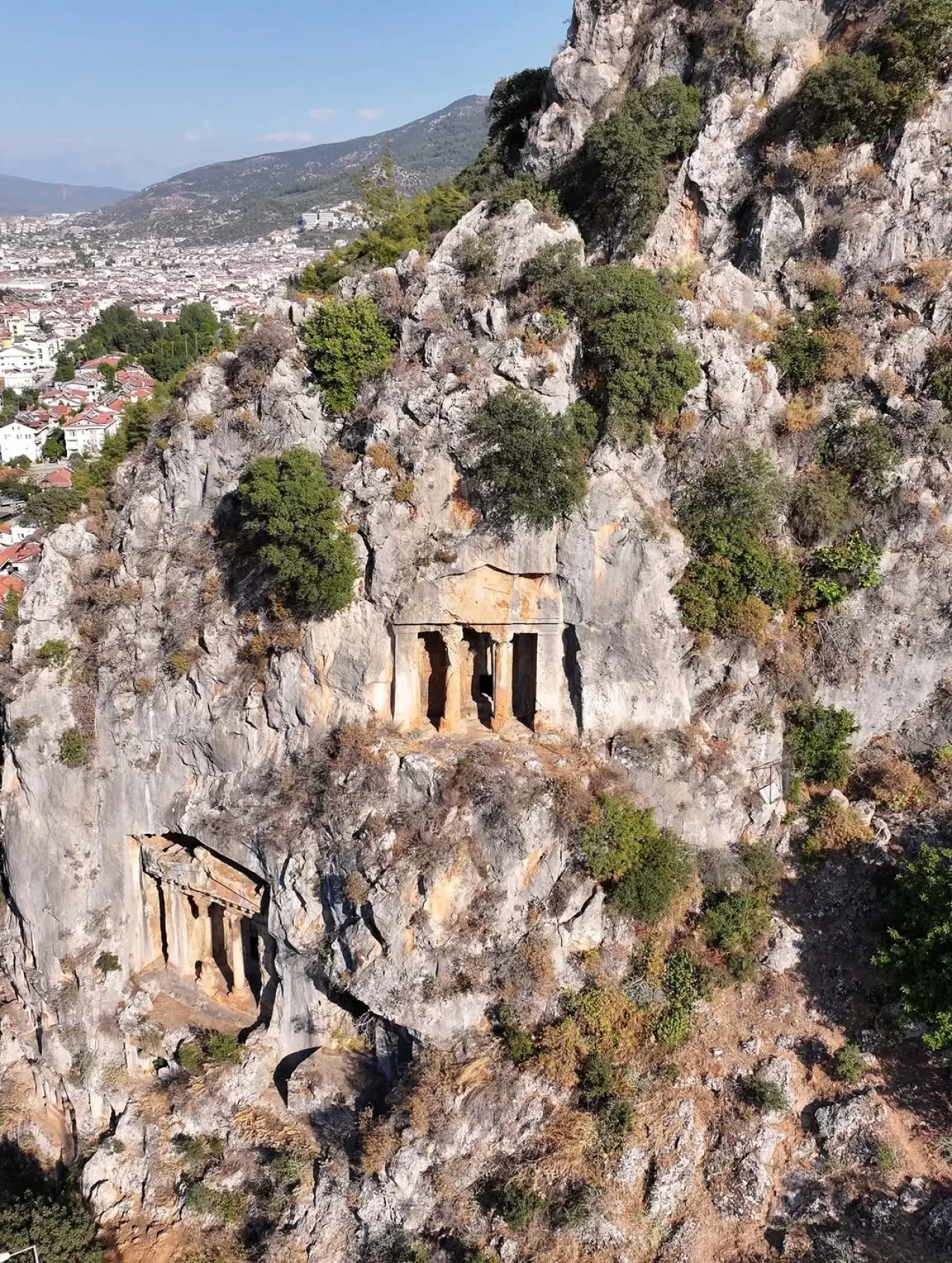 Fethiye'deki Amynthas Kaya Mezarları, Tarihe Işık Tutuyor