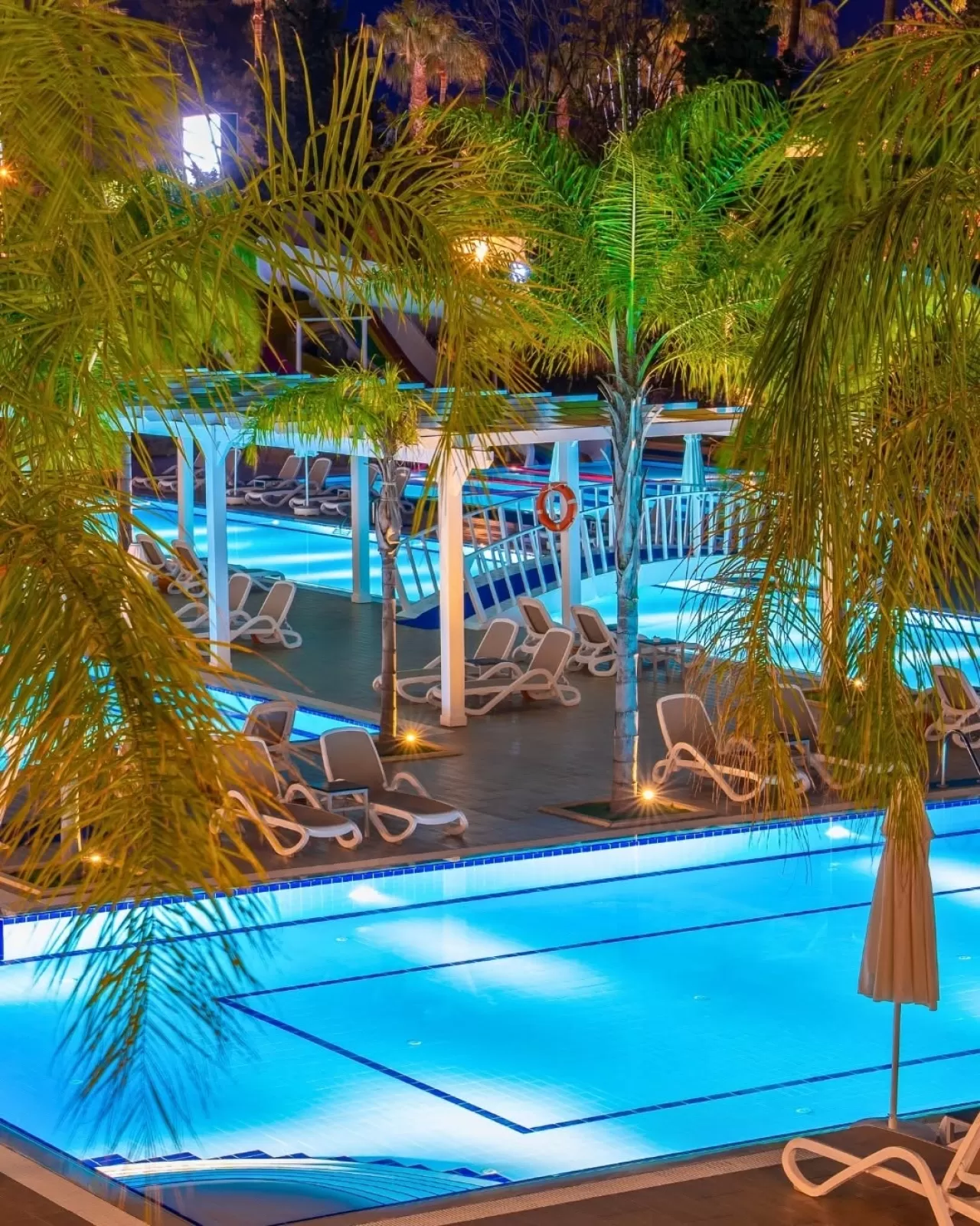 Karmir Resort & SPA'da Yaz Akşamlarının Işıltısı