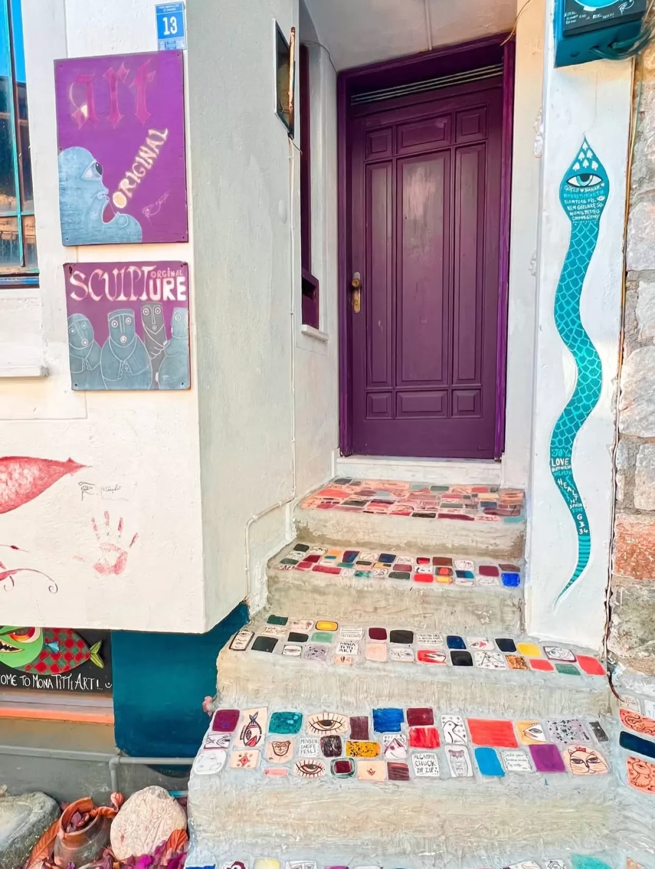 Marmaris'te Sokak Sanatı ve Renklerin Öyküsü