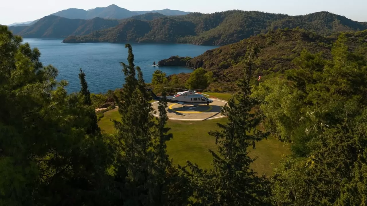 D Maris Bay, Sezonu Helikopter Transferi ile Açmaya Hazırlanıyor