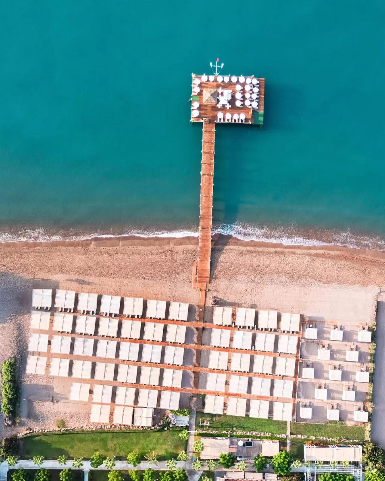 Sherwood Exclusive Lara'da İskele Yürüyüşü Yeni Bir Dünyaya Adım Atma Hissi Veriyor