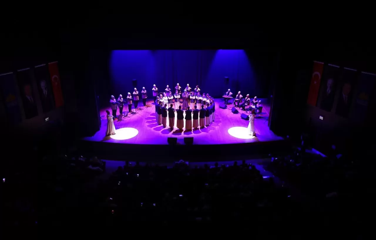 İstanbul Sultanbeyli'de Regaib Kandili Devran-ı Şerif Programı Düzenlendi