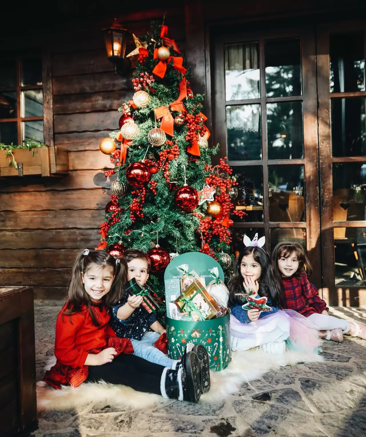 İstanbul'da Yılbaşı Coşkusu Çocuklarla Buluşuyor