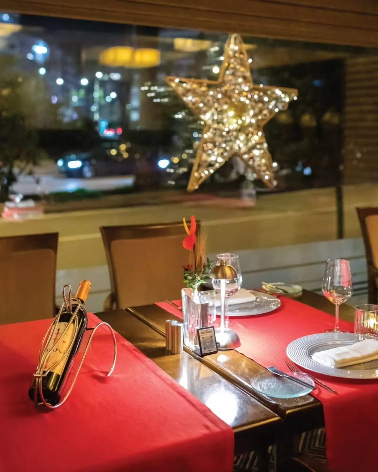 Mövenpick Hotel İzmir, Yıl Sonu Davetlerini Özel Menülerle Taçlandırıyor