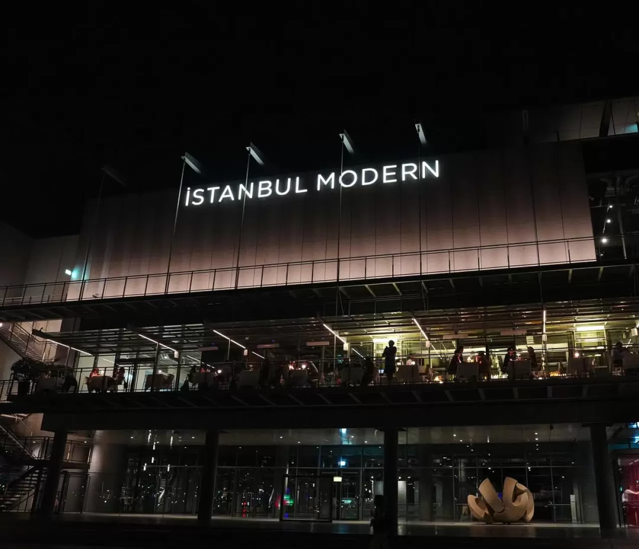 İstanbul Modern'de Sanatın Ardından Restoran Modern'in Terasında Keyifli Bir Mola