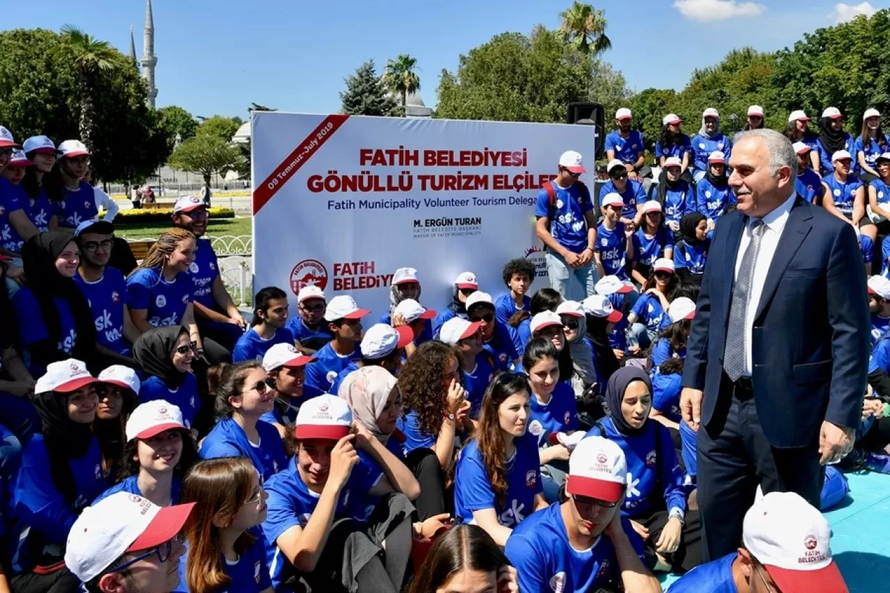 Seyahat Bütçenizi Sıfırlayacak İki Alternatif: Ev Değişim Programları ve Gönüllü Turizm