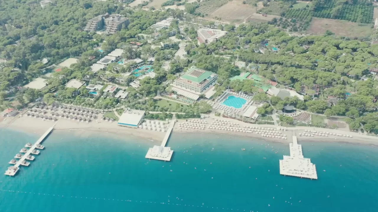 JOLLY TUR, Akdeniz'in En Seçkin Otelinde Erken Rezervasyon Fırsatlarını Başlattı