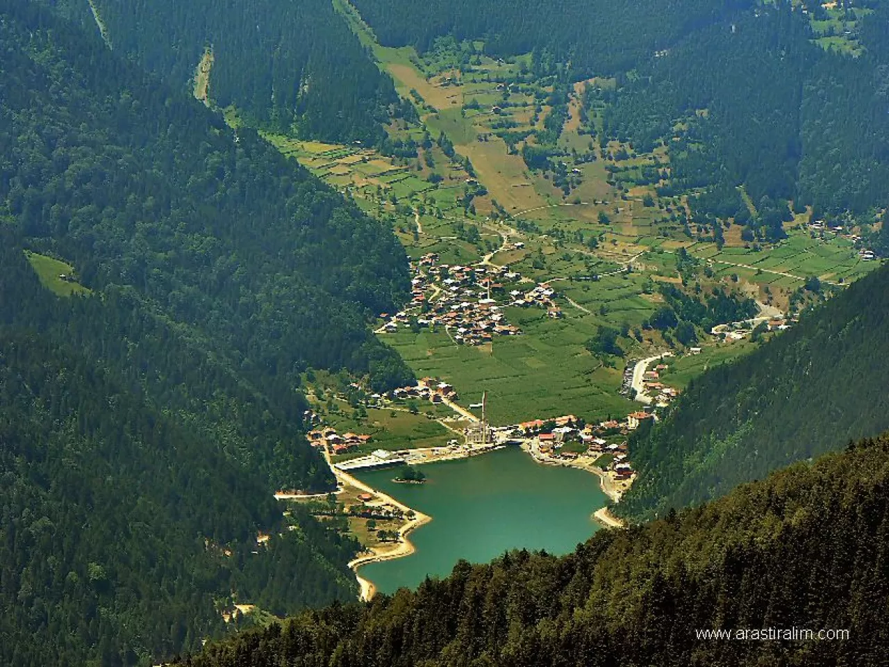 Pasaportunuzu Unutun: Gidilmesi Gereken 3 Büyüleyici Pasaportsuz Ülke