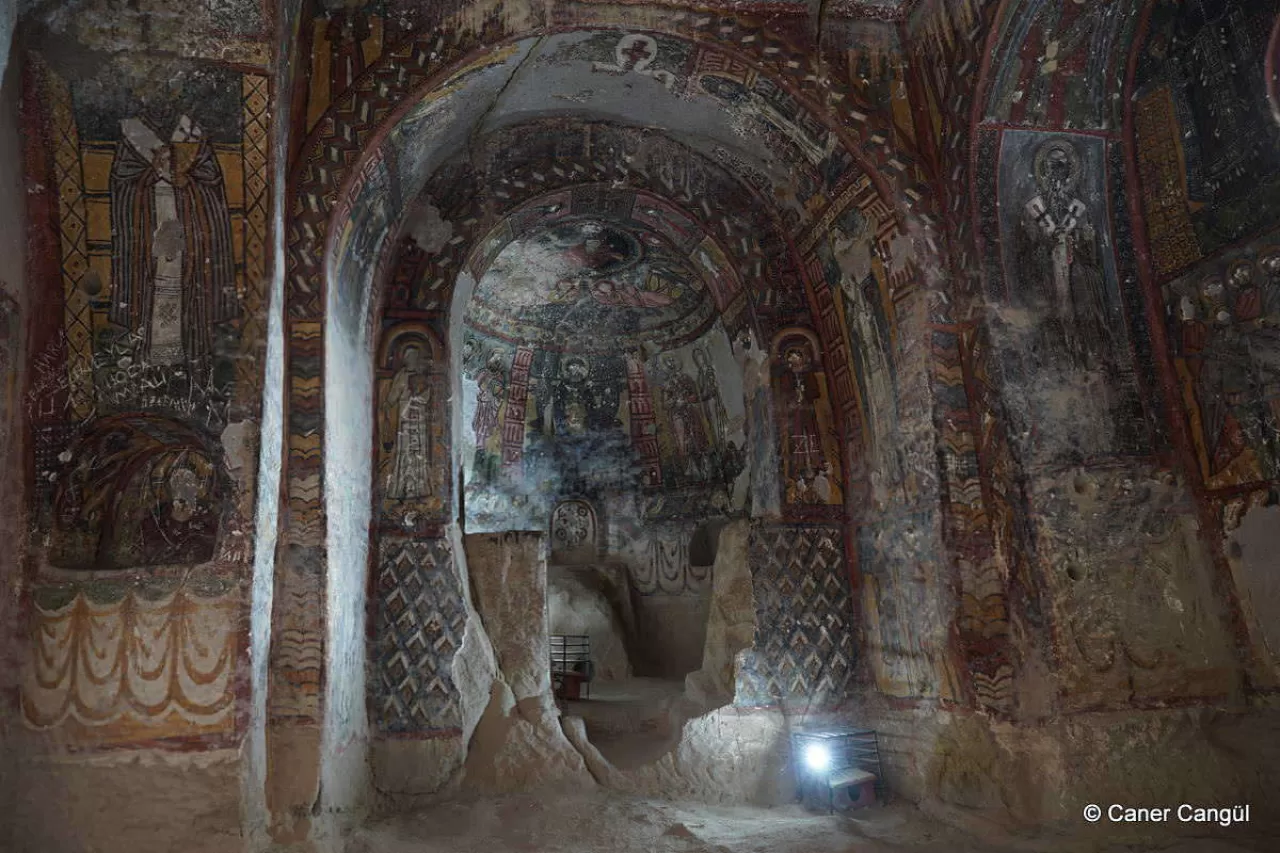 Aksaray'ın Gastronomi Hazinesi: Ihlara Vadisi'nde Lavanta Balı ve Kilise Fırını Ekmeğinin İzinde