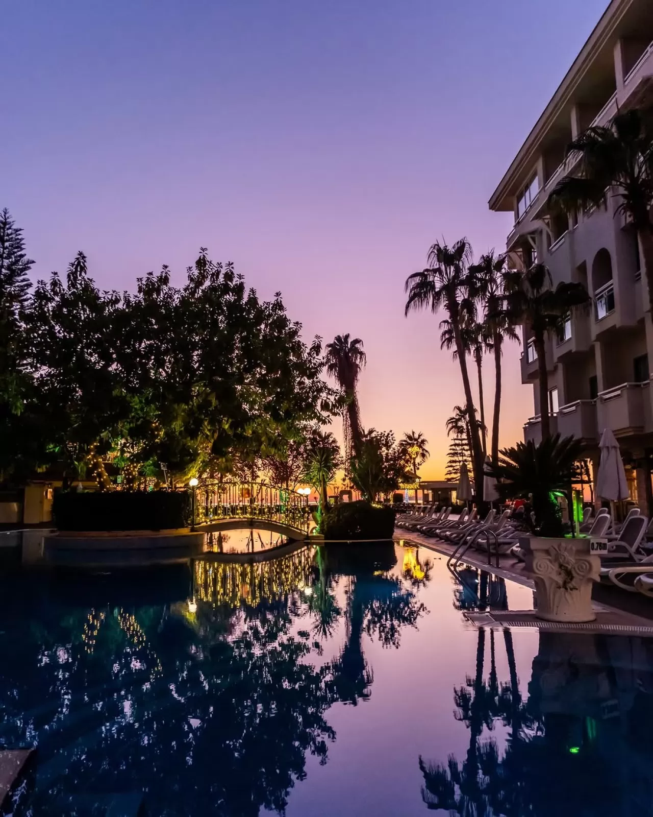 Side Star Beach, Akdeniz'in Cazibesini Tüm Tonlarıyla Yansıtıyor