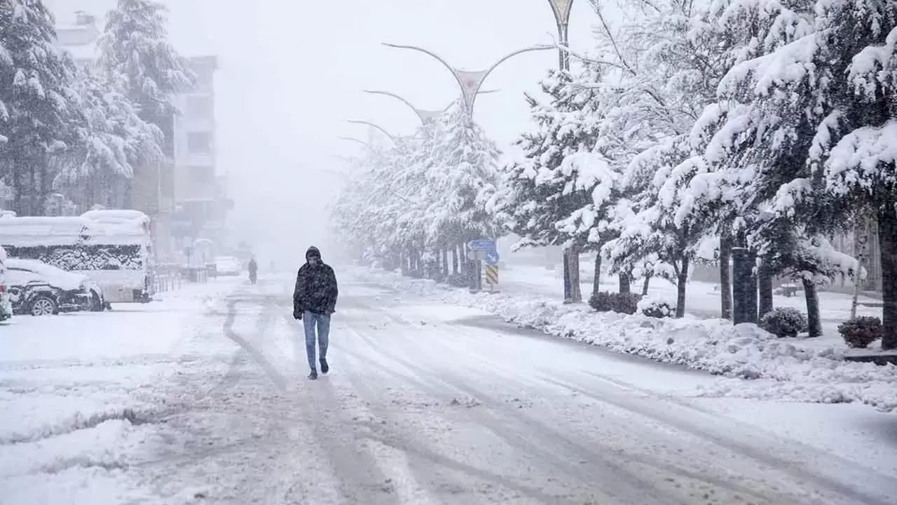 Tatilde Eşyalarınızı Güvende Tutmanın En Akıllı Yolu: Ses Tabanlı Sanal Çit Sistemi