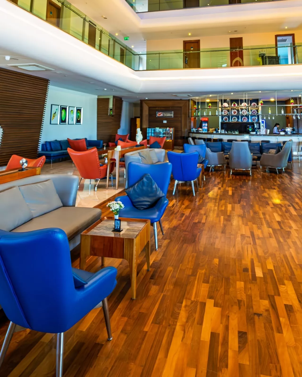 SeaShell Resort Hotel'de Keyifli Bir Mola: Renkli Kokteyller ve Unutulmaz Sohbetler