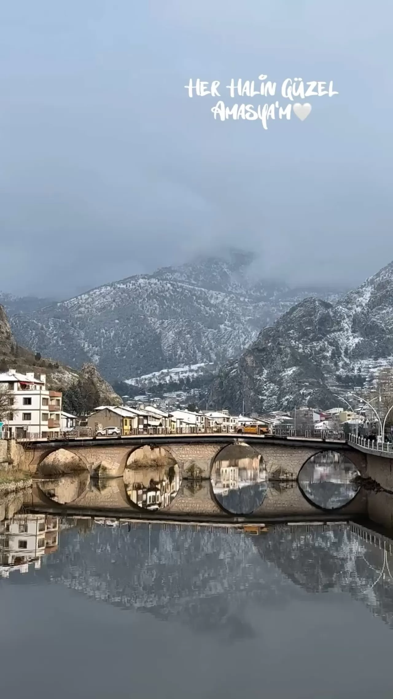 Amasya'da Kışın Büyüsü: Tarih ve Doğa Beyaz Örtüde Buluşuyor