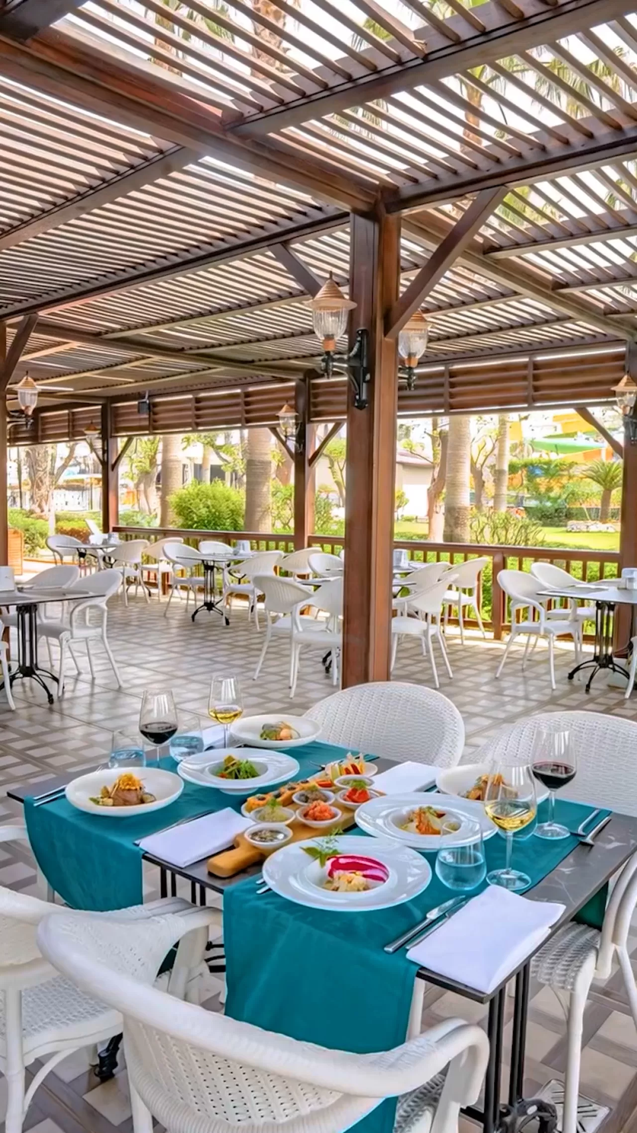 Aydınbey Famous Resort'ta Dünya Mutfağına Gastronomi Yolculuğu