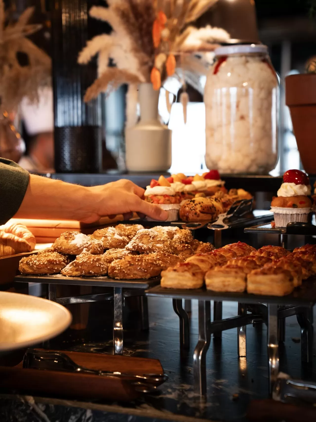 Boğaz Manzarasında Sakin Bir Başlangıç: Novotel İstanbul Bosphorus'ta Kahvaltı Keyfi
