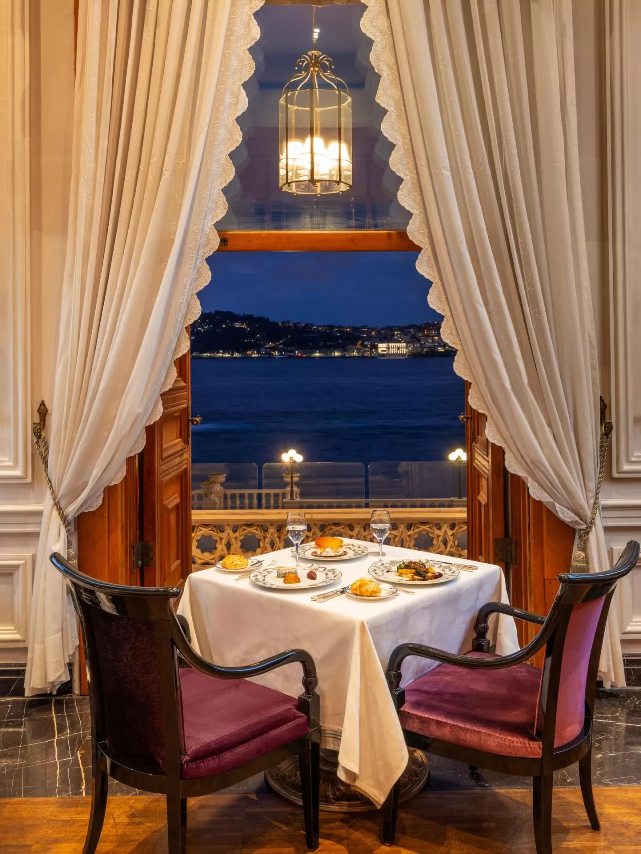 Çırağan Sarayı'nda Tarih ve Lezzetin Büyülü Buluşması