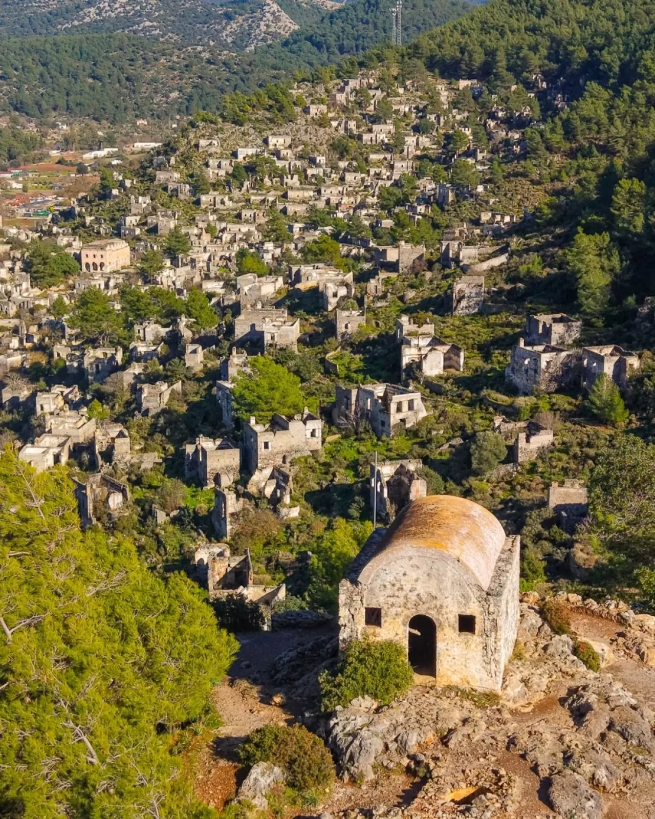 Kayaköy'de Zamanın Durduğu Yer: Hayalet Köyün Büyüleyici Hikayesi
