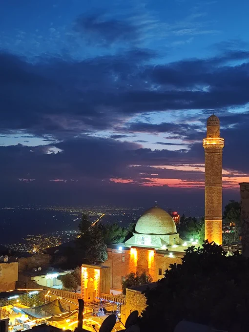 Latifiye Camii: Mardin'in Tarihi İbadethanesi