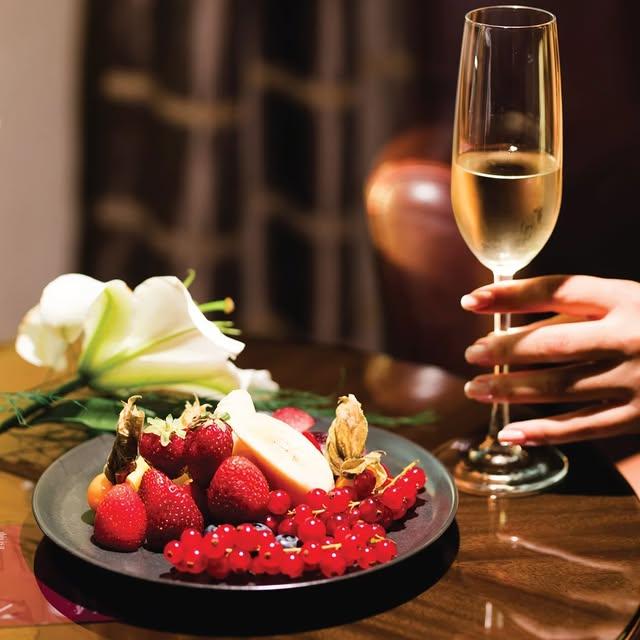 Mövenpick Hotel İzmir, Yılbaşı Tatili için Misafirlerine Özel Bir Deneyim Sunuyor