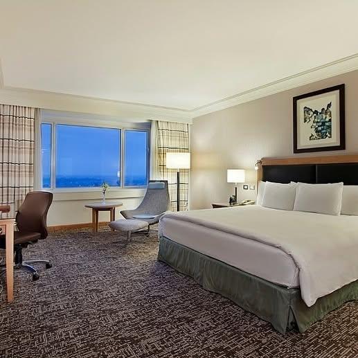 Adana HiltonSA, Konforlu ve Lüks Bir Konaklama Deneyimi Sunuyor