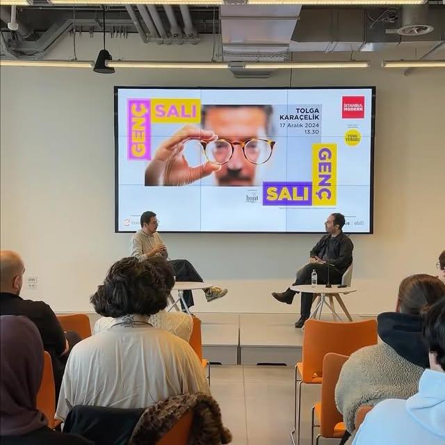 İstanbul Modern Gençleri Ağırlıyor