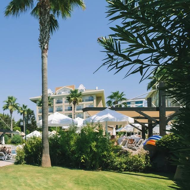 Adana'da Akdeniz'in Sıcak Hava'sıyla Yaşamın Tatmini: Adalya Resort & Spa'nın Sunumu