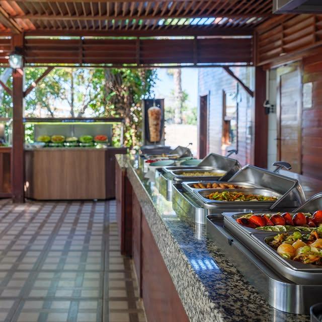 Aydınbey Famous Resort Otel, Antalya'da Konaklama Deneyimi Sunuyor
