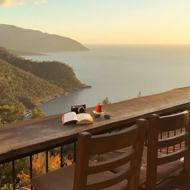 Kabak Koyu'nda Muhteşem Bir Gün Batımı