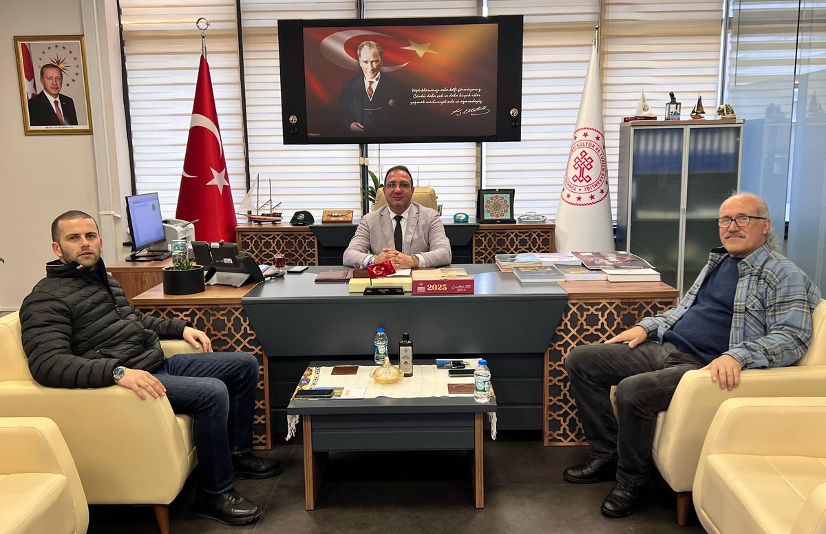 Sanat Sevdalısı Yazar Ahmet Sever, Sinop'ta Yeni Kitabını Tanıttı