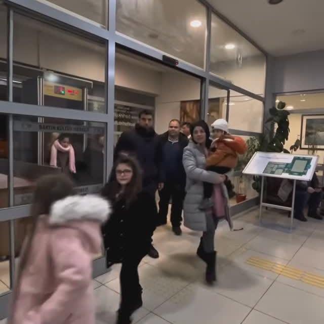 Bartın Kültür Merkezi, Karagöz İpli Kukla Gösterisiyle Ramazan Ayını Ailelerle Kutladı