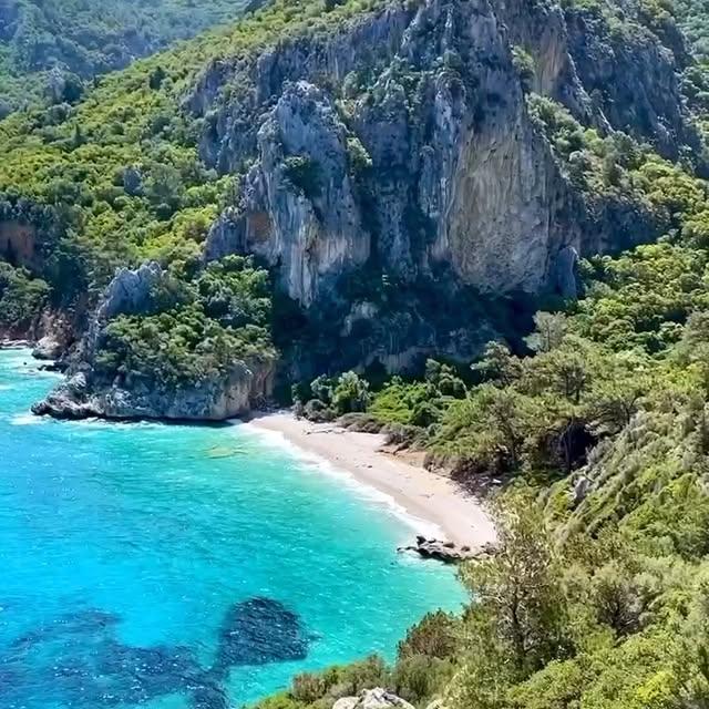 Muğla'nın Gizemli Doğası: Merdivenli Bay'e Yürüyüş