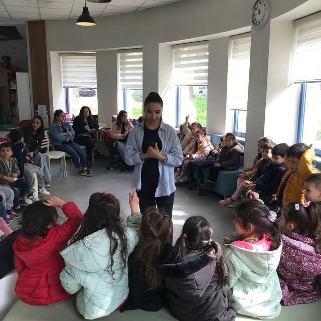 İstiklal Anaokulu Öğrencileri Aydın Çocuk ve Gençlik Kütüphanesini Ziyaret Etti