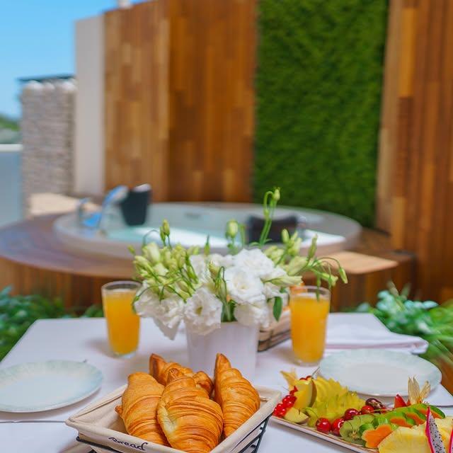 Kirman Sidemarin Beach & Spa'da Yaz Tatili Keyfi Jakuzili Odalarda