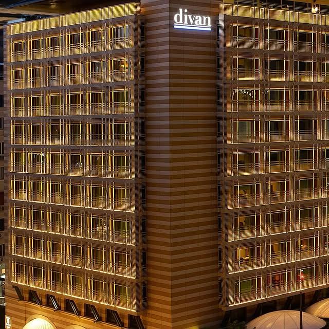 Divan İstanbul'dan Yayımlanan Mesajda Karmaşa Ortaya Çıktı