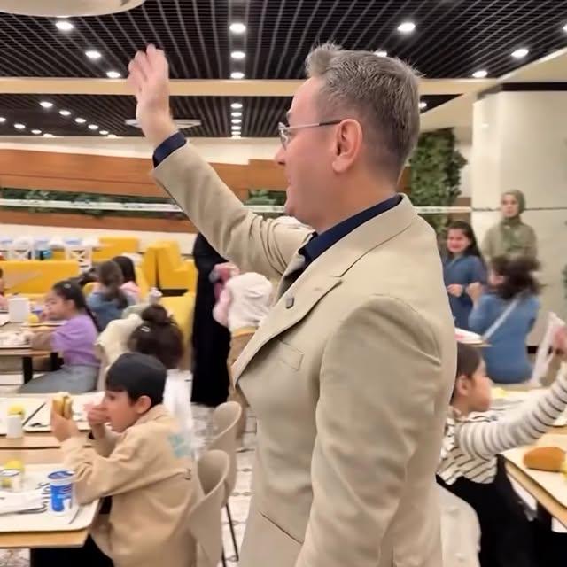 Başakşehir'de Çocuklar, Ramazan Coşkusunu ve Sosyal Medya Bilincini Bir Araya Getirdi