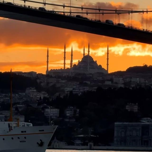 Ramazan'da İstanbul'un İkonik Camileriyle Ruhani Bir Yolculuğa Çıkanlar