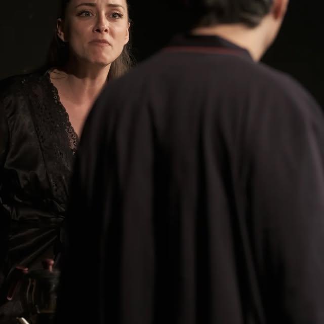 Şişli Tiyatrosu'nda Yağmur Etkisi: Fotoğrafçılık Etkinliği Sekteye Ugradı