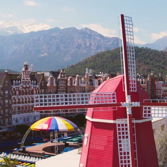 Orange County Kemer, Aileler İçin Çekici Tatil İmkanı Sunuyor