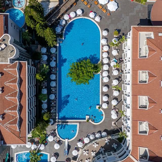 SideStar Beach, Yüzme Tutkunlarına Kapılarını Açtı